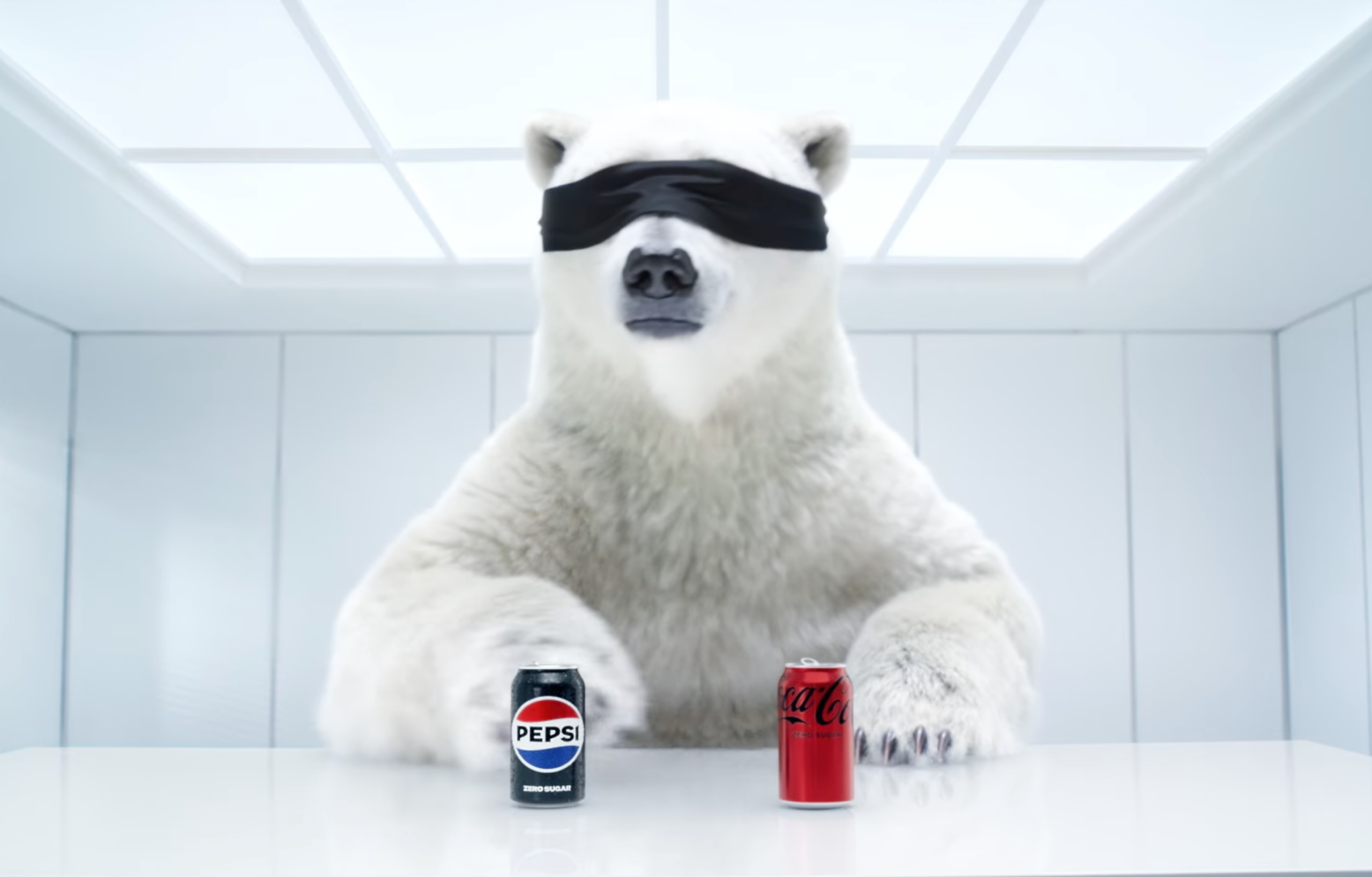 Oso de Coca-Cola “traiciona” a su marca y elige Pepsi: El comercial que desató una guerra viral