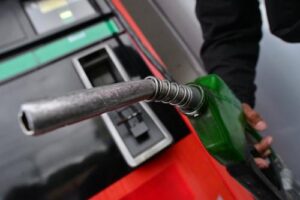 Gasolina al alza y sin subsidio a la vista en el Congreso: El panorama real para tu bolsillo