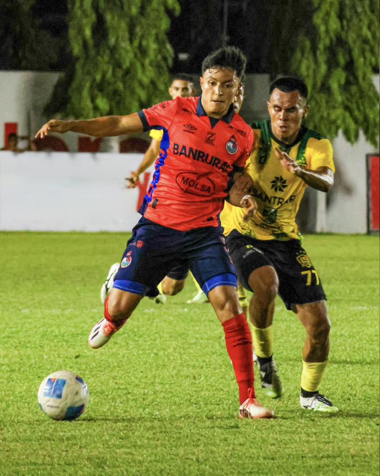 Rumbo a las semifinales de la Liga nacional de futbol de Guatemala