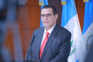 Gabriel García Luna asume el Ministerio Público y anuncia el cierre definitivo de la FECI
