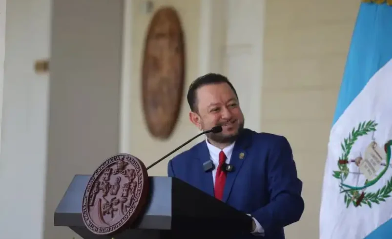 Corte de Constitucionalidad valida reelección de Walter Mazariegos como rector de la Usac